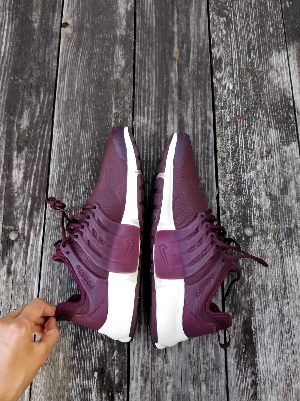 Nike Men's Air Presto Maroon/White Slip-On Sneakers US 10 Euro 42